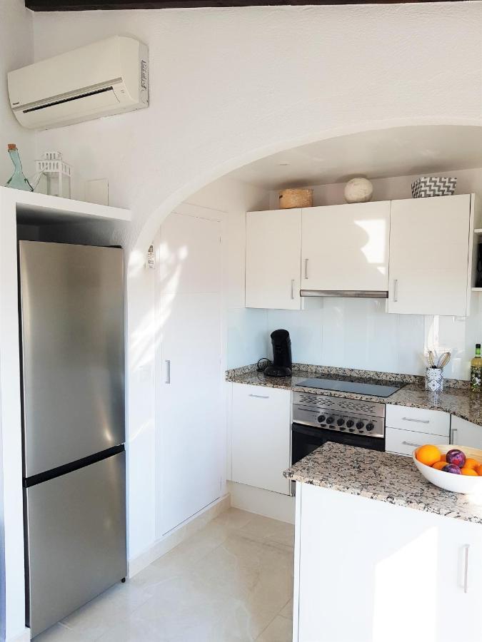 Neu Renovierte Villa Mit Privatem Pool Fusslaeufig Zum Meer Benissa Εξωτερικό φωτογραφία